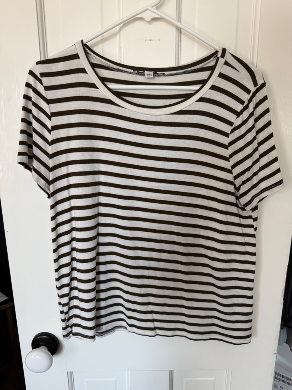 Green Envelope Striped Short Sleeve Tee - White & Brown